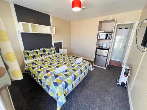 Astray Motel image 9